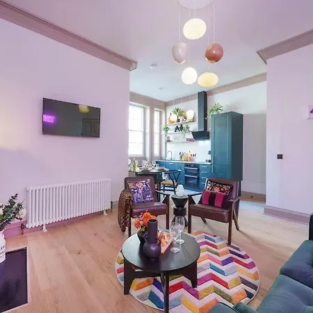 The Half Angel At The Bank Of England Bristol